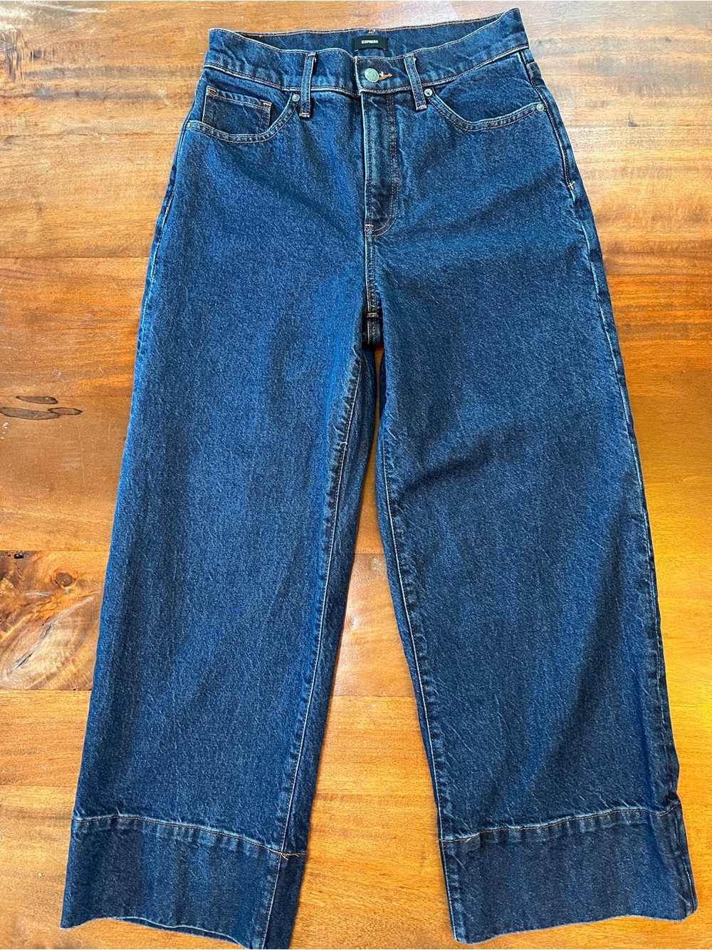 Express Women’s  High Rise Dark Jean Wide Leg Ankle  6R